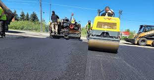 Best Concrete Driveway Installation  in Ely, IA